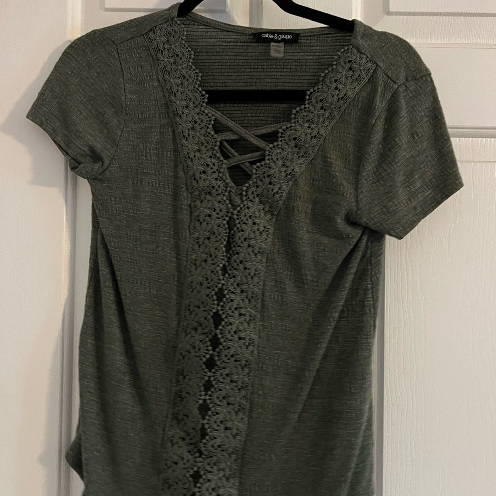 Blouse with trim